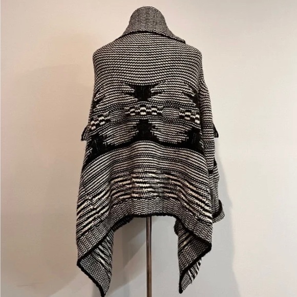 Yigal Azrouel Cardigan M Open Front Draped Wool Chunky Knit Aztec Southwestern. - Picture 5 of 11